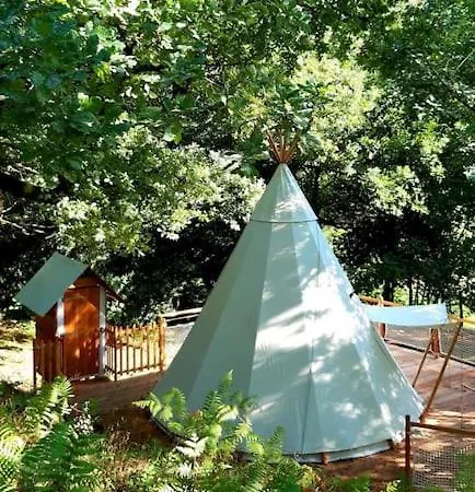 Luksusowy namiot Le Tipi A Marie, Deconnectez- Vous !!! Cambounes